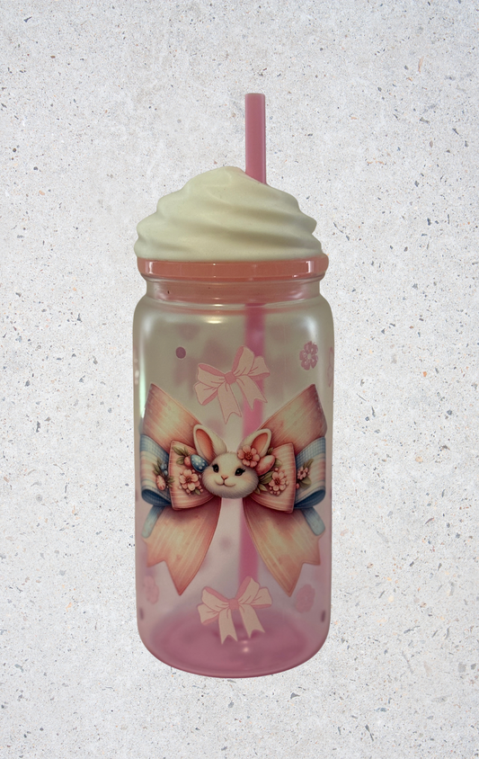 1 WHITE CUP TOPPER